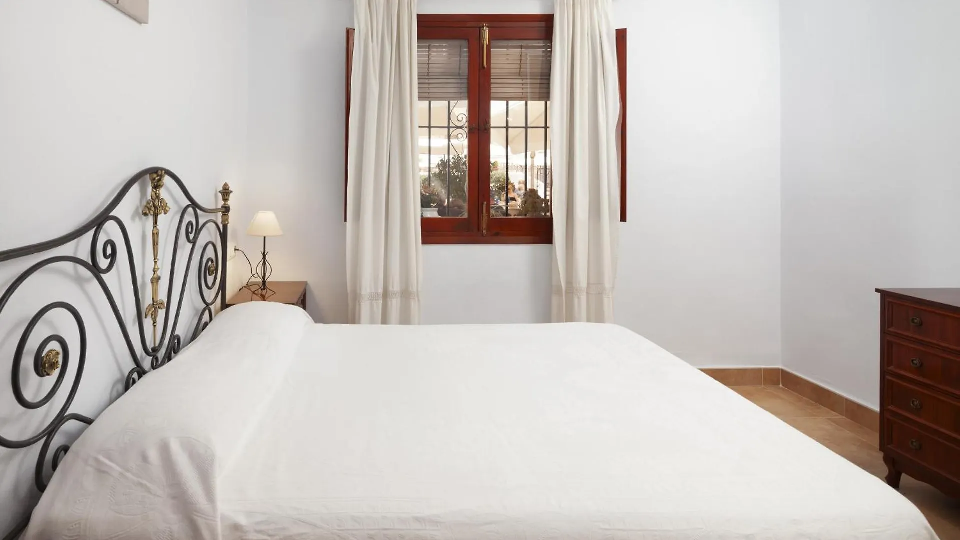 Plaza Iglesia Apartment Frigiliana
