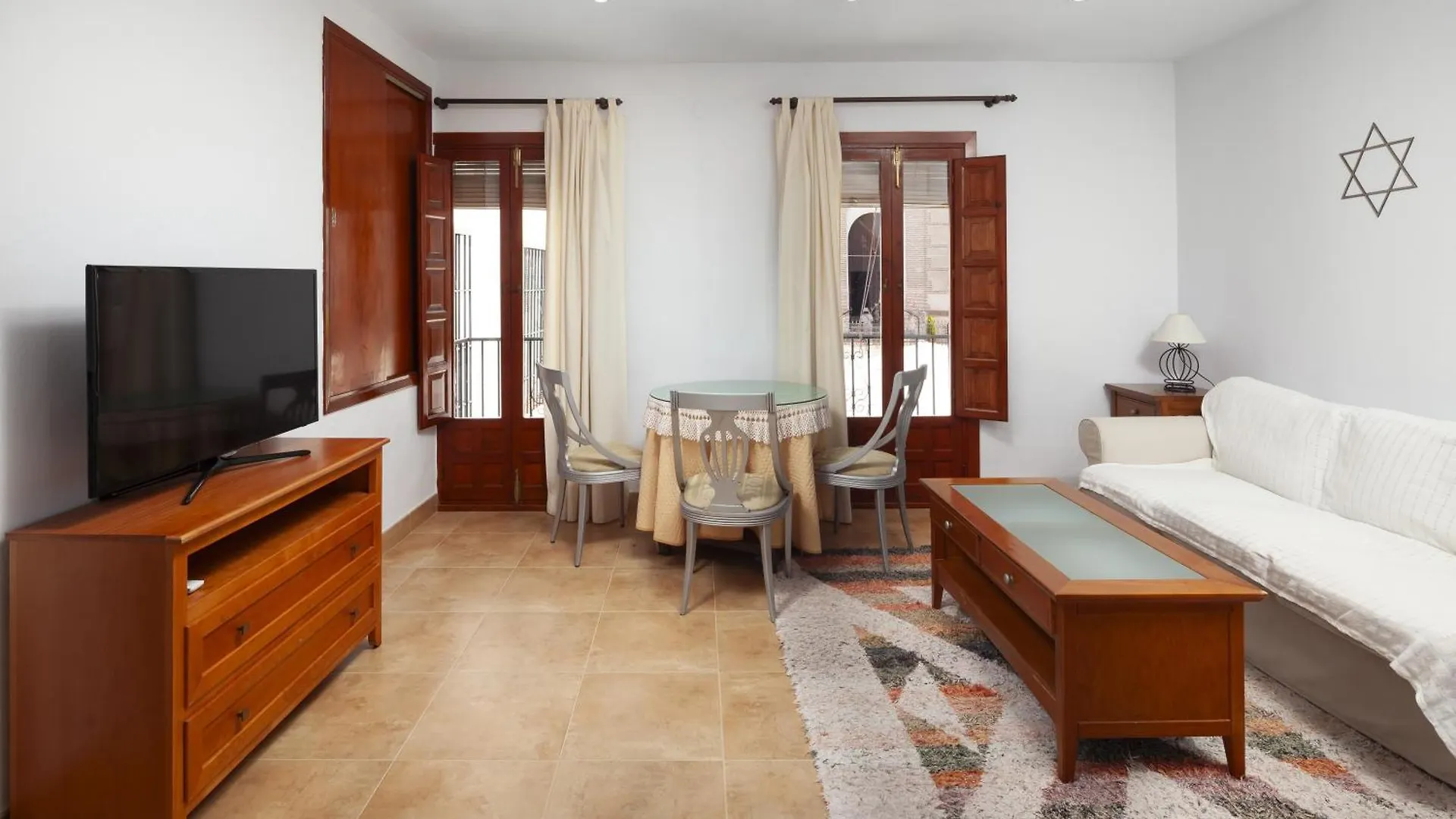 Plaza Iglesia Apartment Frigiliana